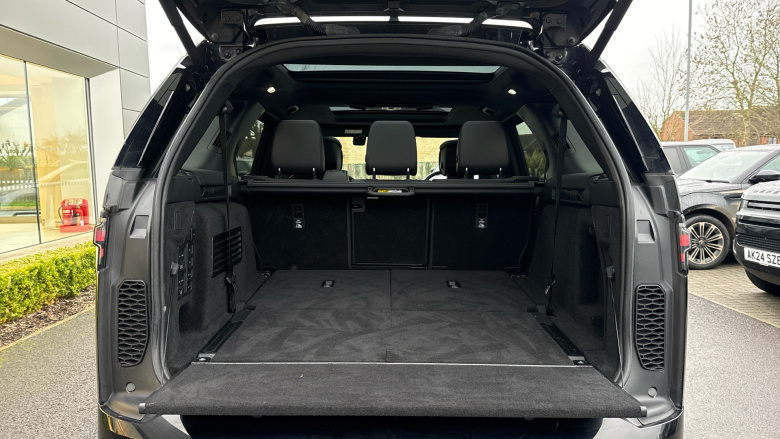 Land Rover Discovery 3.0 D300 Metropolitan Edition 5dr Auto Diesel Station Wagon